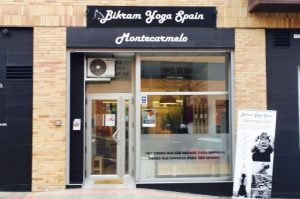 Bikram-Yoga-Montecarmelo
