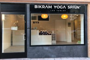 entrada-las-tablas-bikram-yoga